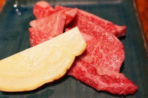 焼肉屋「慶州 春吉店」さんで、歓迎会を開いていただきました！